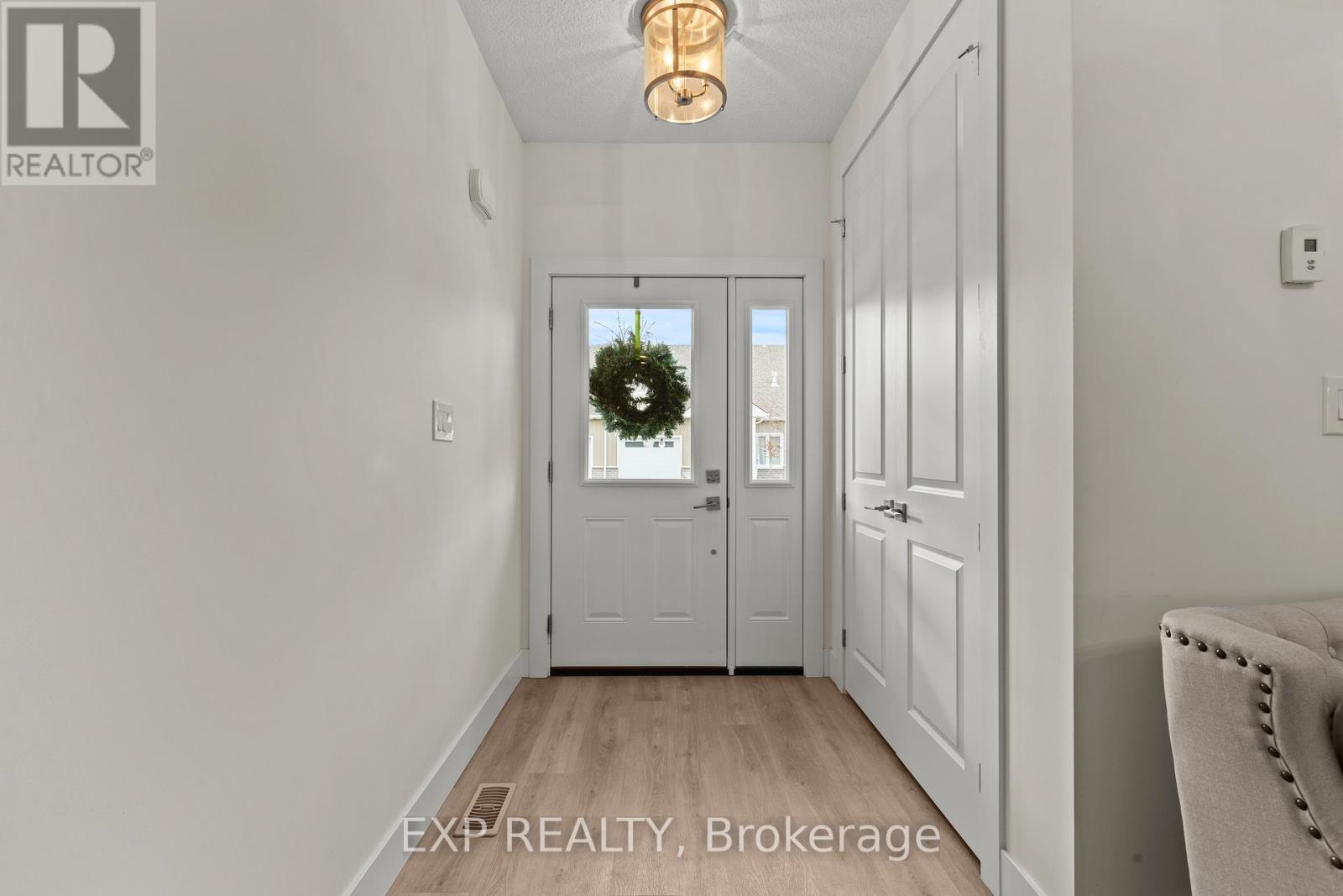 31 - 744 Nelson Street W, Norfolk, ON - Indoor Photo Showing Other Room