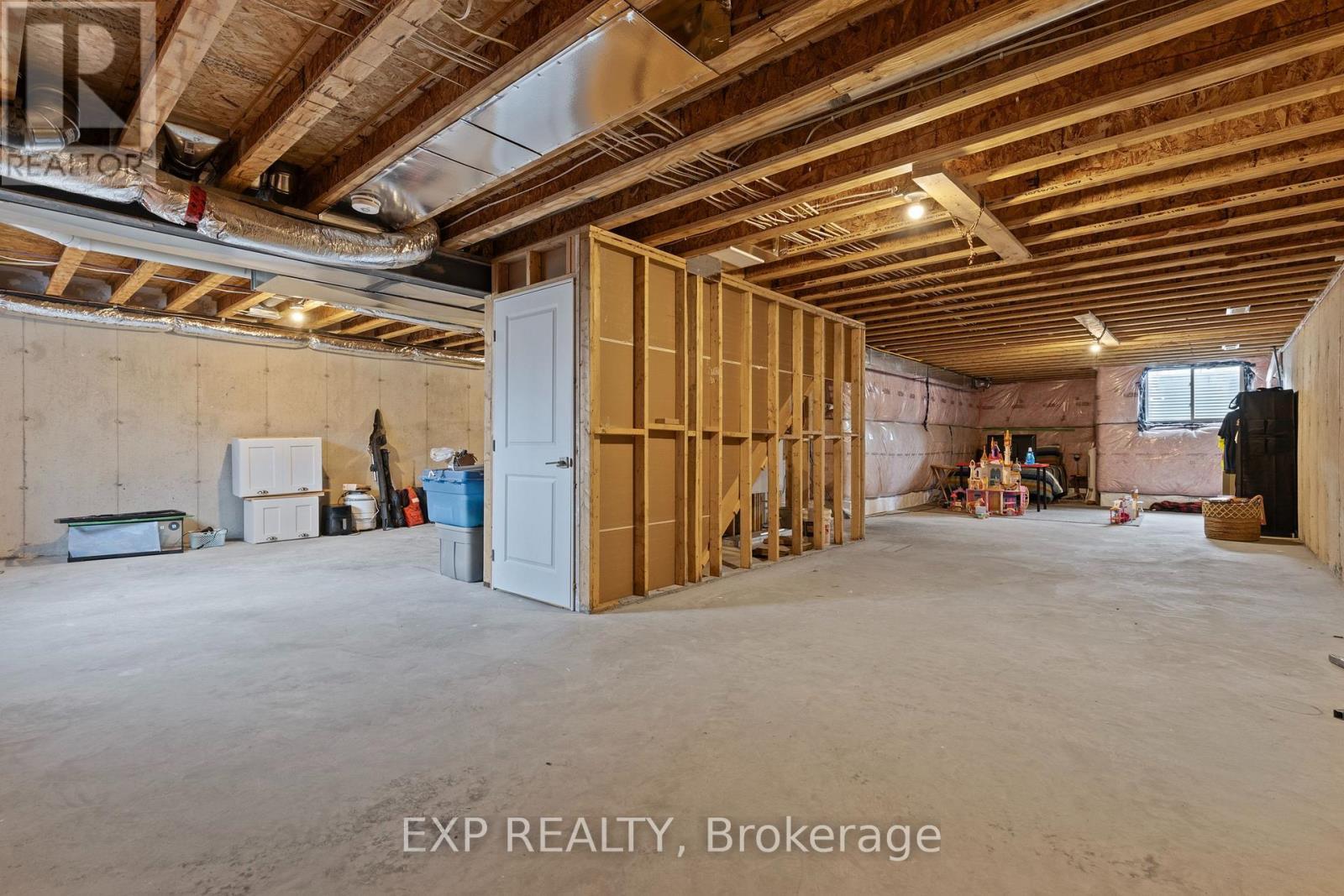 31 - 744 Nelson Street W, Norfolk, ON - Indoor Photo Showing Basement