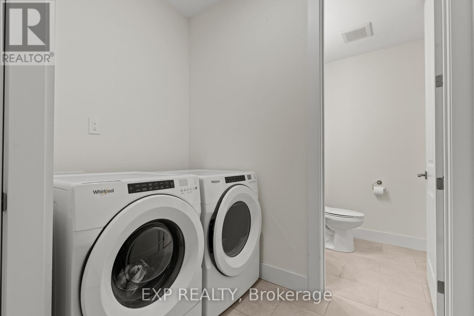 31 - 744 Nelson Street W, Norfolk, ON - Indoor Photo Showing Laundry Room