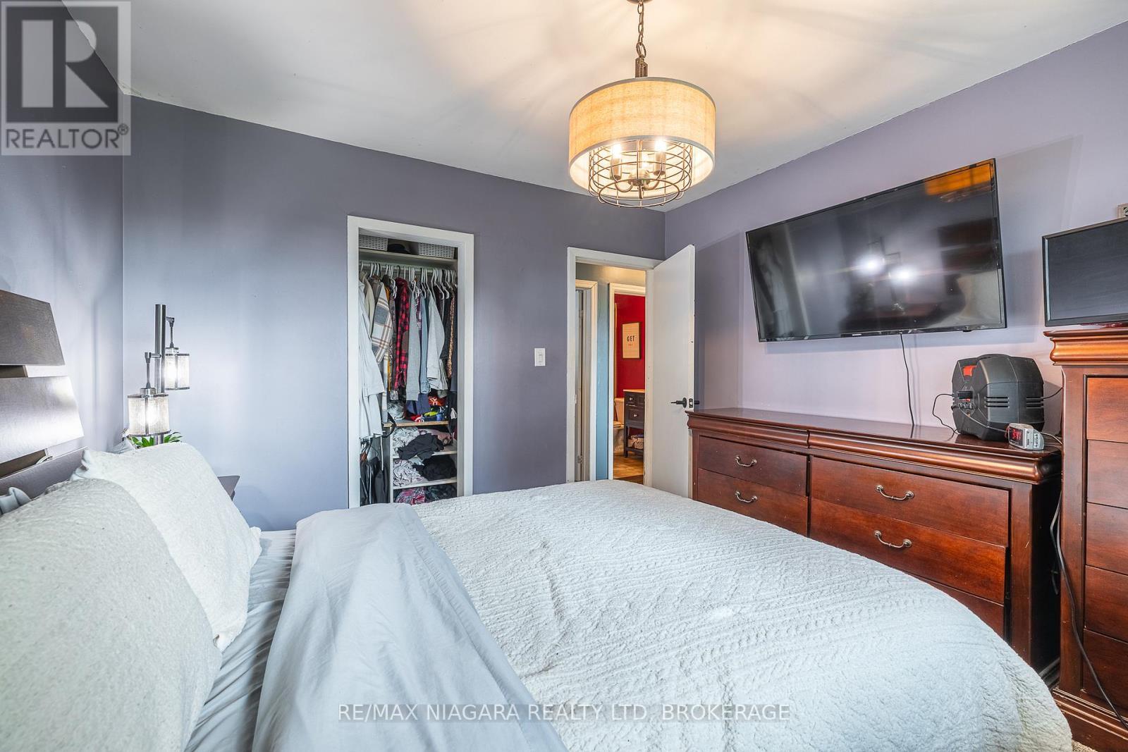 22009 Side Road 20, Wainfleet (Marshville/Winger), ON - Indoor Photo Showing Bedroom