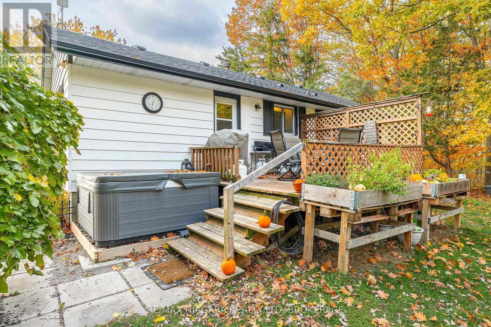 22009 Side Road 20, Wainfleet (Marshville/Winger), ON - Outdoor With Deck Patio Veranda With Exterior