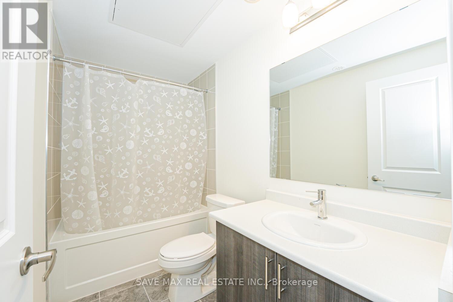 5 - 30 Liben Way, Toronto, ON - Indoor Photo Showing Bathroom
