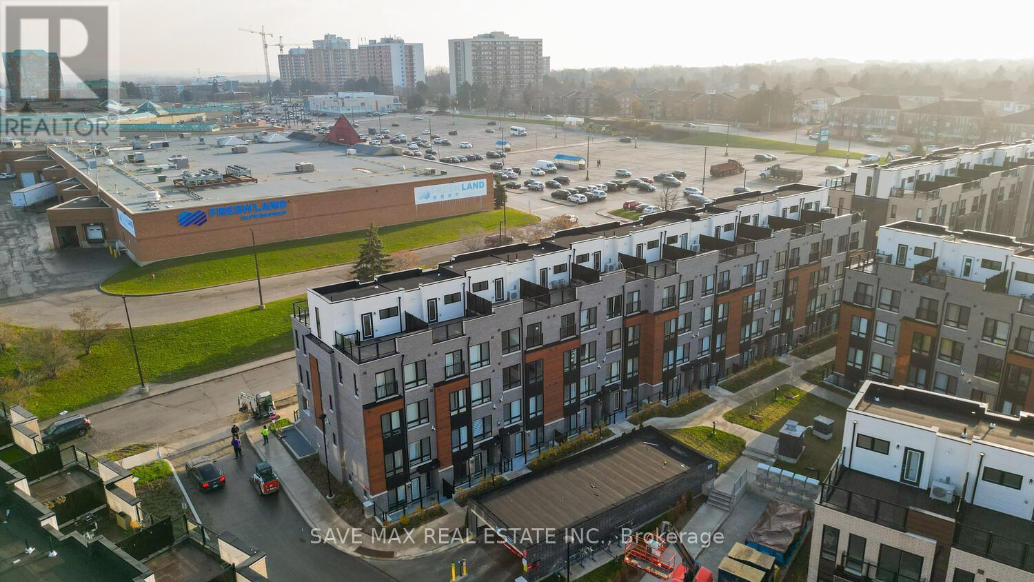 5 - 30 Liben Way, Toronto, ON - Outdoor With View