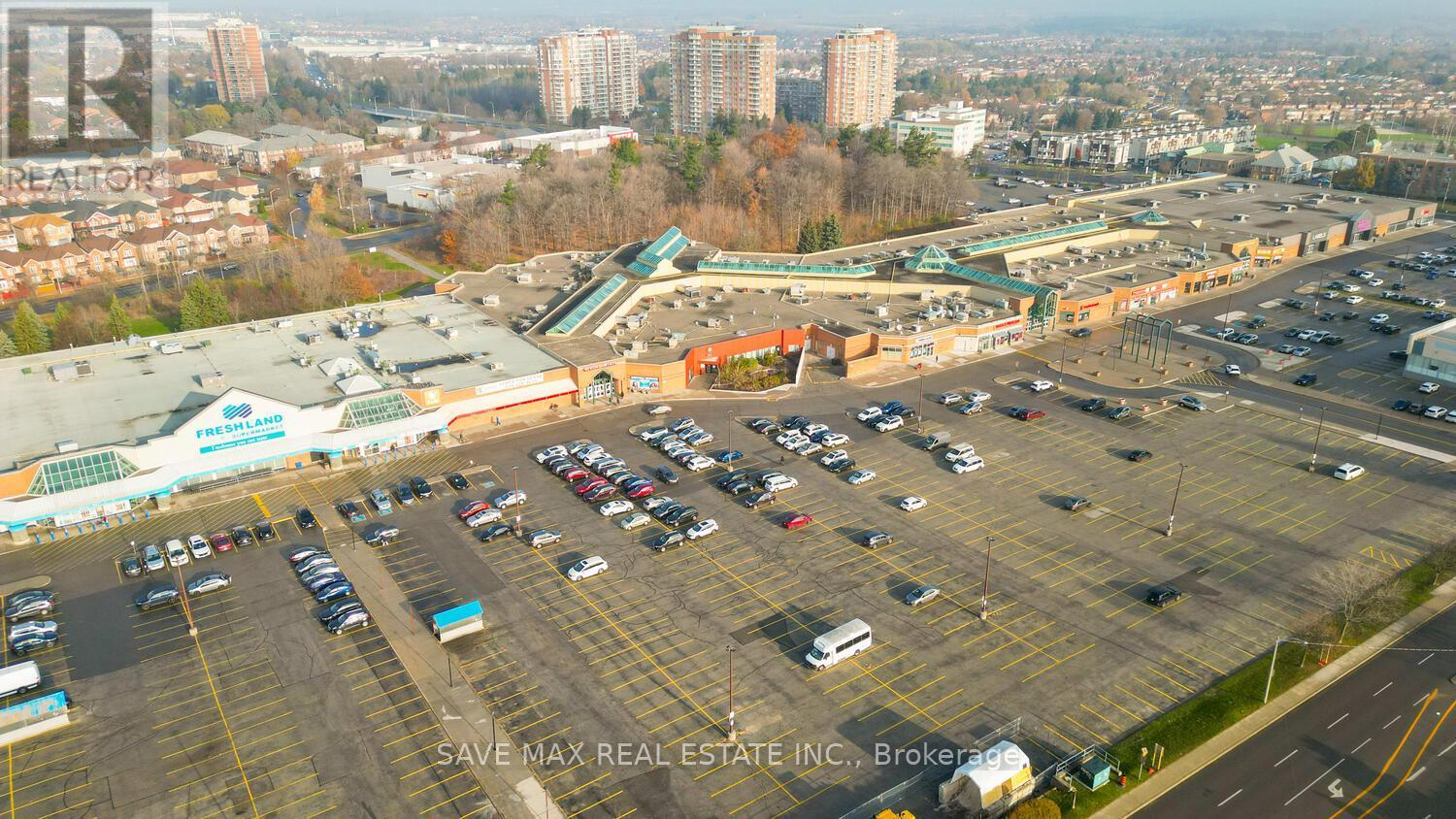 5 - 30 Liben Way, Toronto, ON - With View