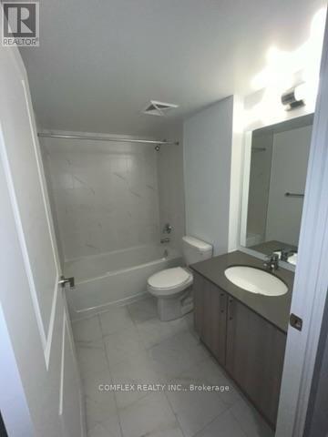 1107 - 1455 Celebration Drive, Pickering, ON - Indoor Photo Showing Bathroom