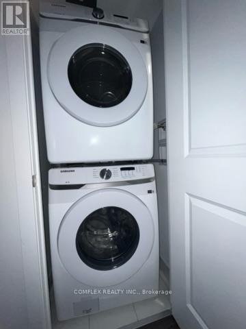1107 - 1455 Celebration Drive, Pickering, ON - Indoor Photo Showing Laundry Room
