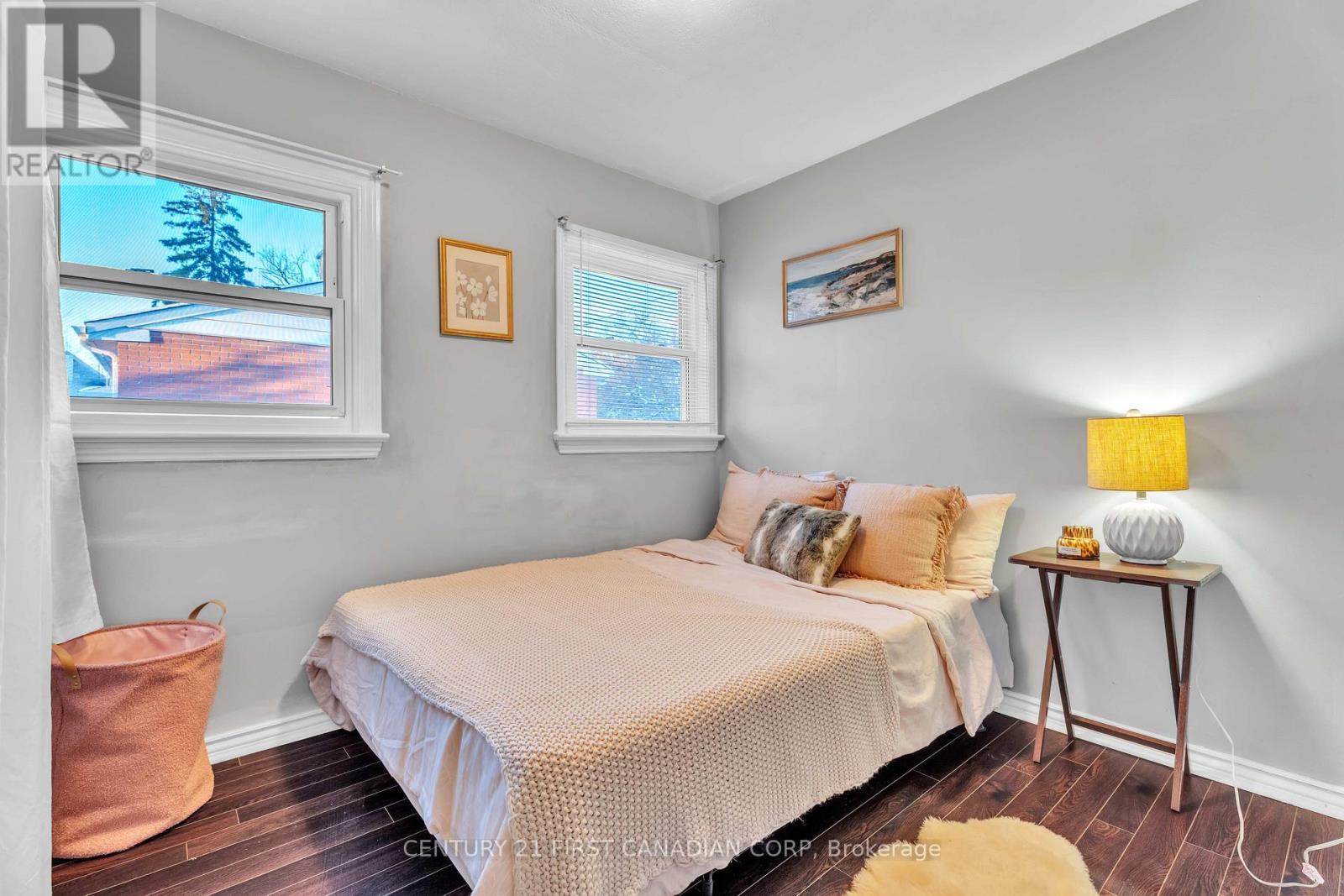 756 Cheapside Street, London East (East C), ON - Indoor Photo Showing Bedroom
