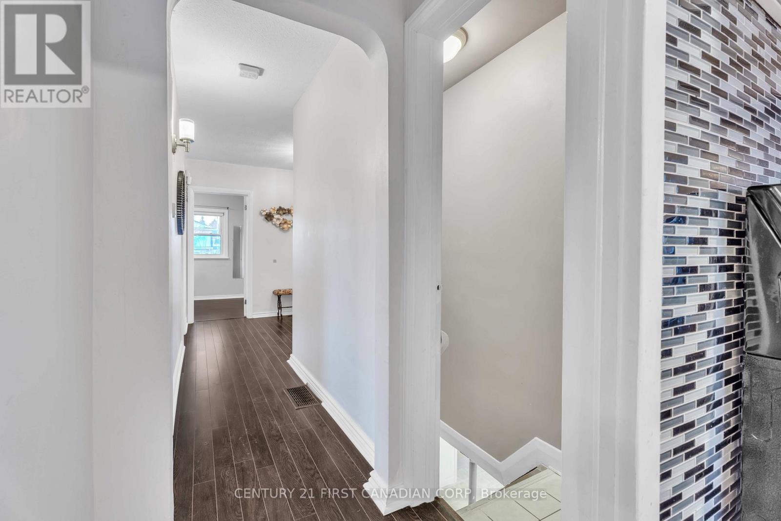 756 Cheapside Street, London East (East C), ON - Indoor Photo Showing Other Room