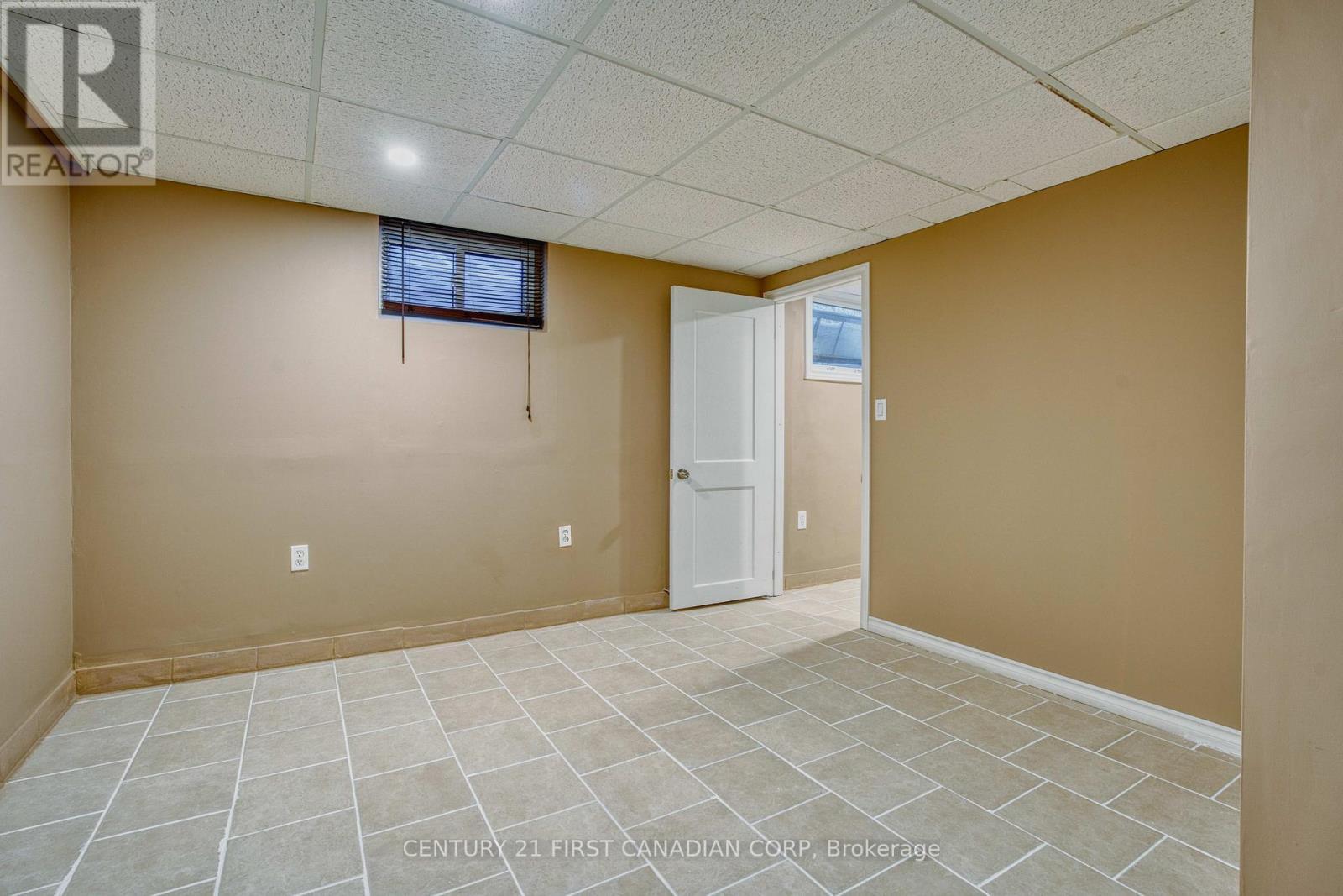 756 Cheapside Street, London East (East C), ON - Indoor