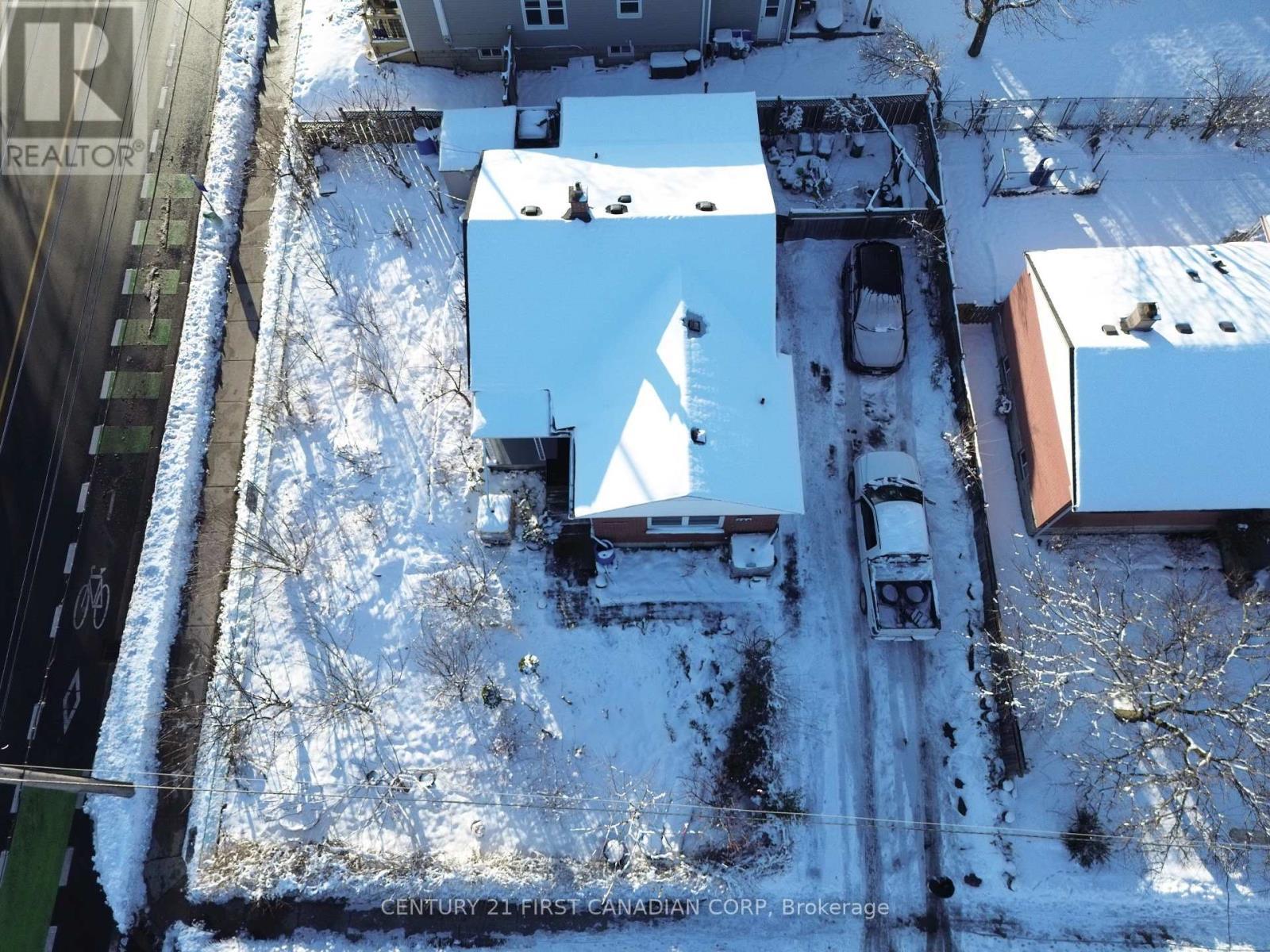 756 Cheapside Street, London East (East C), ON - Outdoor