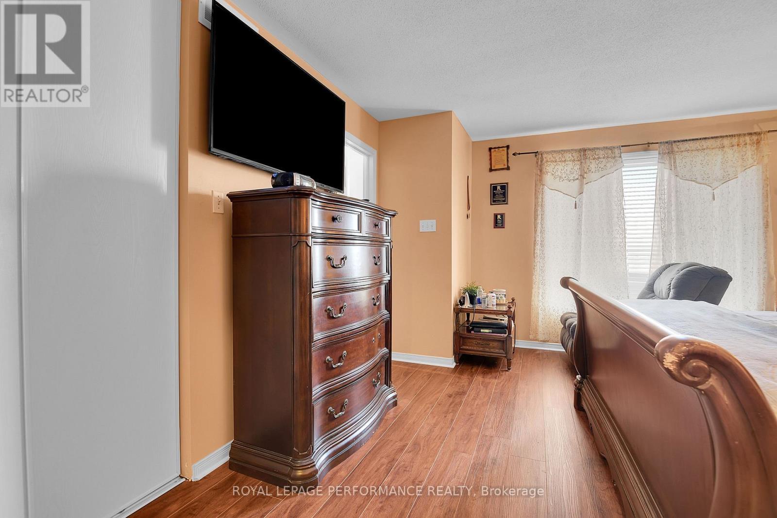 622 Louis Toscano Drive, Ottawa, ON - Indoor