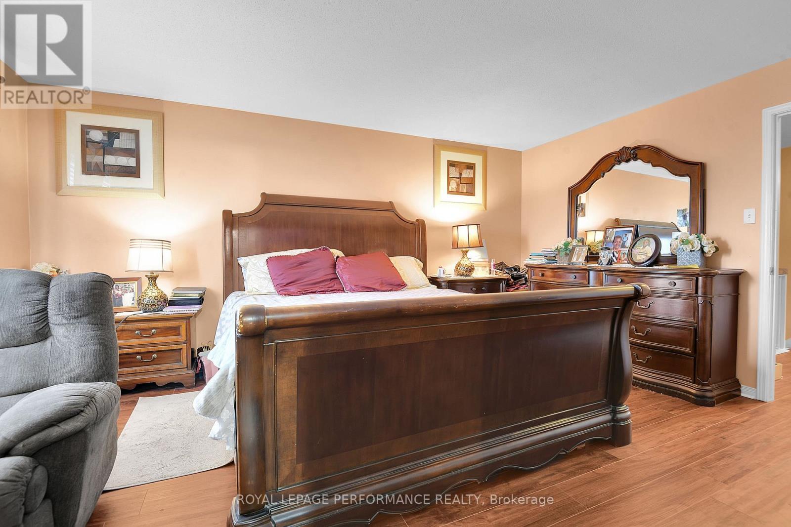 622 Louis Toscano Drive, Ottawa, ON - Indoor Photo Showing Bedroom