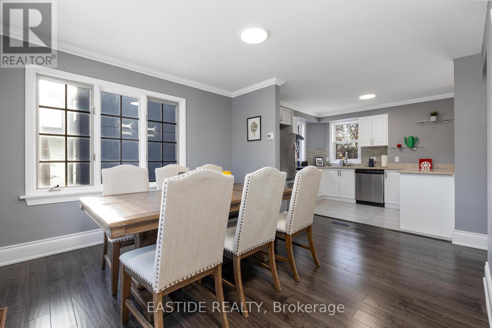 112 Bevdale Road, Toronto, ON - Indoor Photo Showing Dining Room