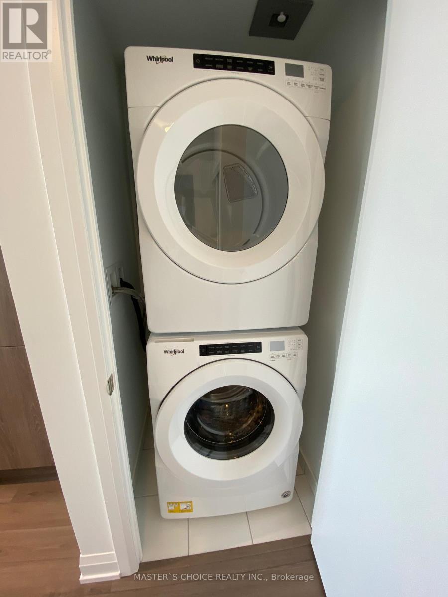 2910 - 77 Mutual Street, Toronto, ON - Indoor Photo Showing Laundry Room