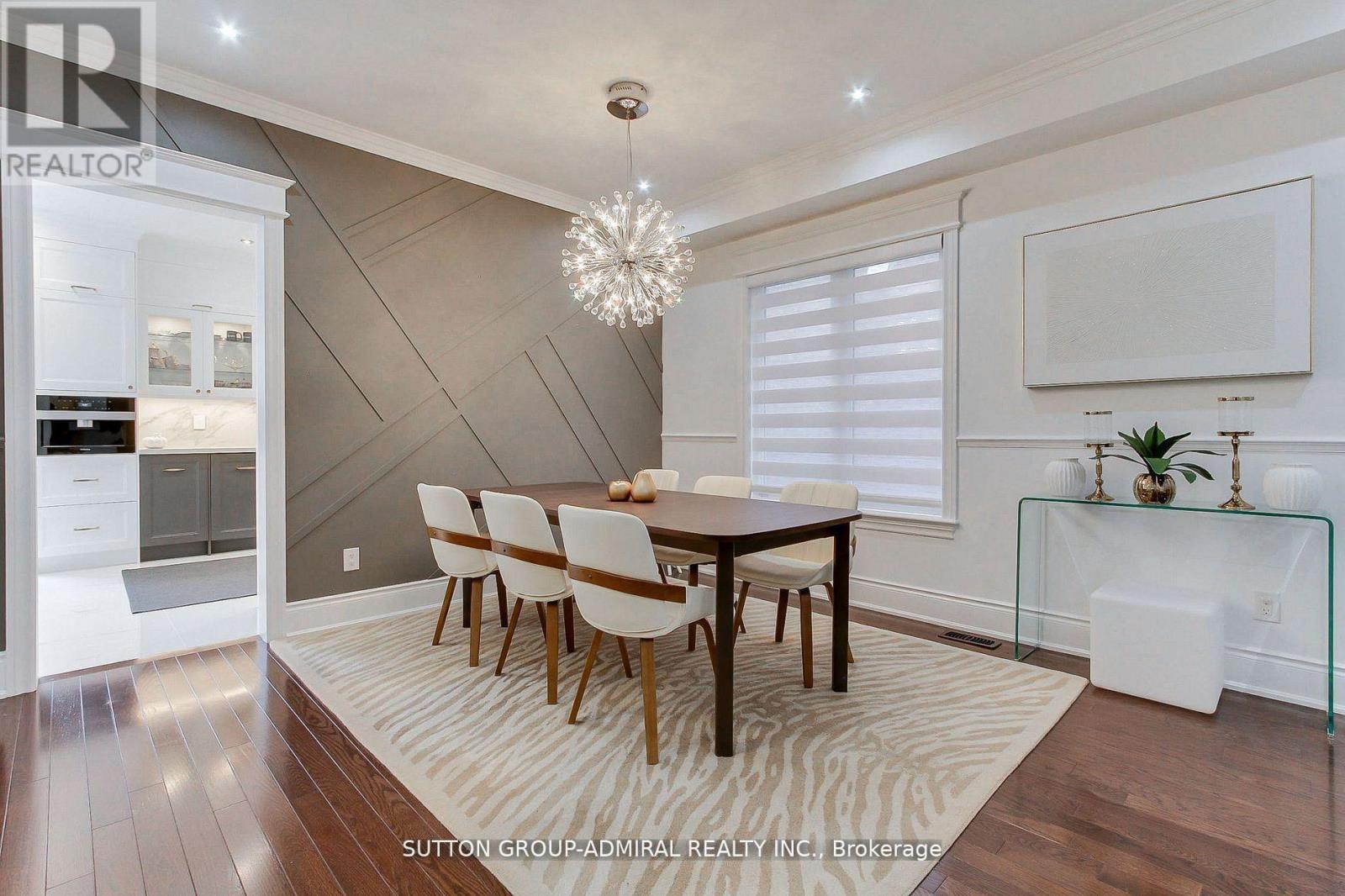 8 Aegis Drive, Vaughan, ON - Indoor Photo Showing Dining Room