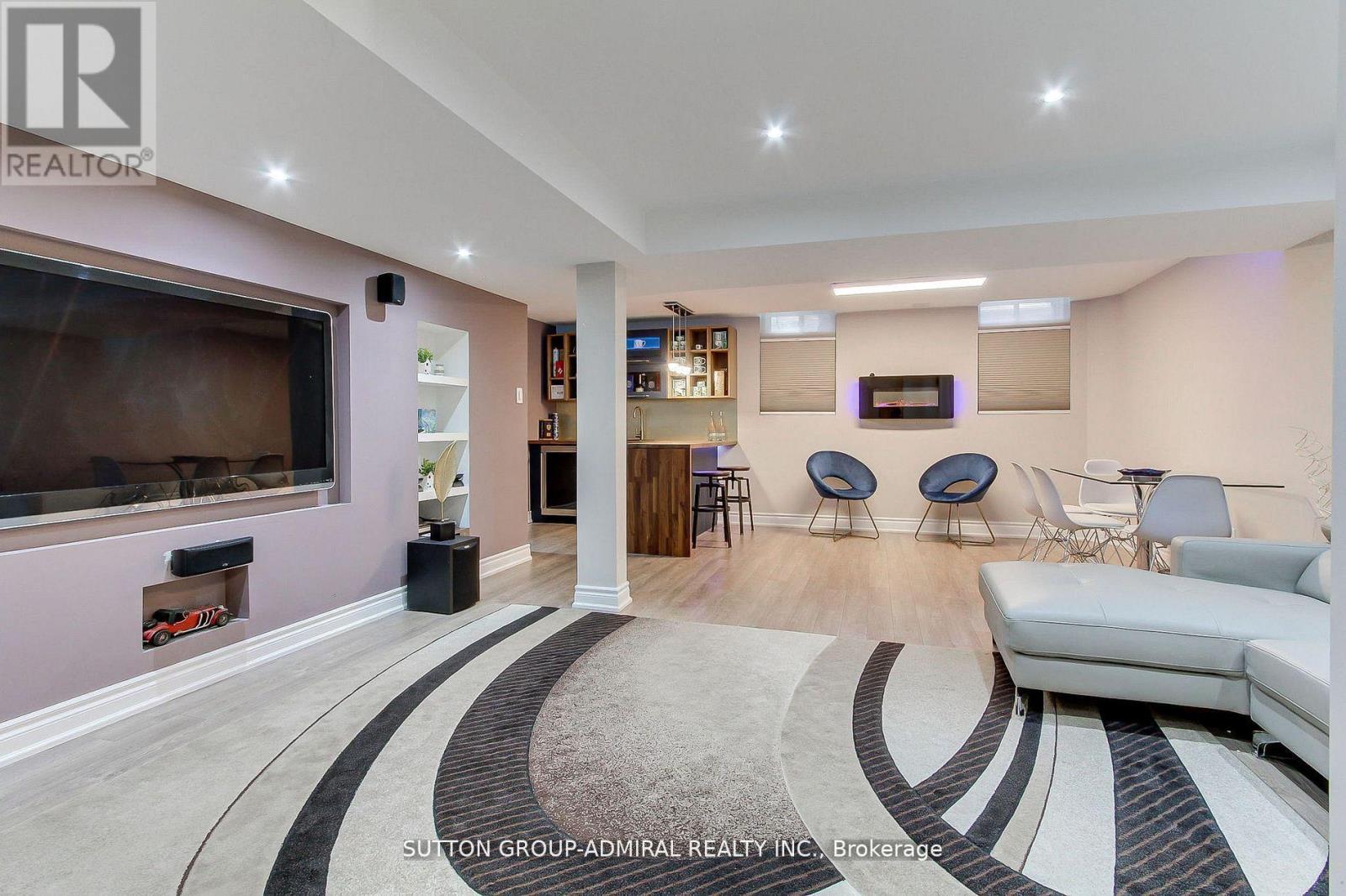 8 Aegis Drive, Vaughan, ON - Indoor