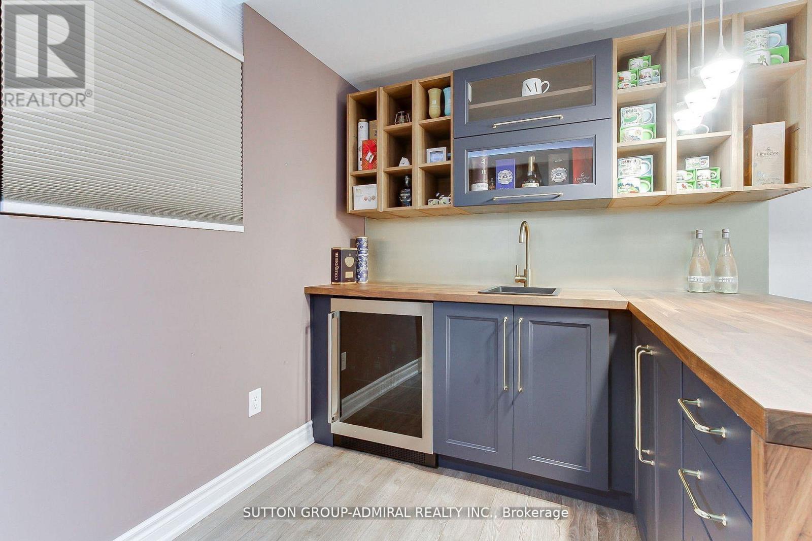 8 Aegis Drive, Vaughan, ON - Indoor