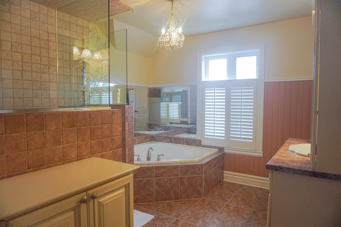 Bathroom - 71 - 73 Place Bourdages, Terrebonne (Terrebonne), QC - Indoor Photo Showing Bathroom