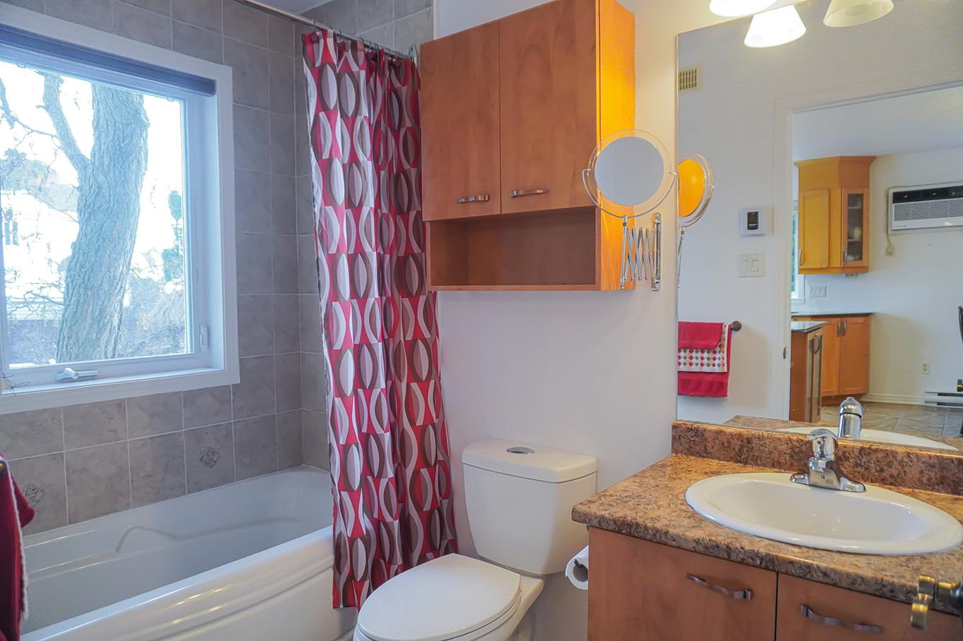 Bathroom - 71 - 73 Place Bourdages, Terrebonne (Terrebonne), QC - Indoor Photo Showing Bathroom