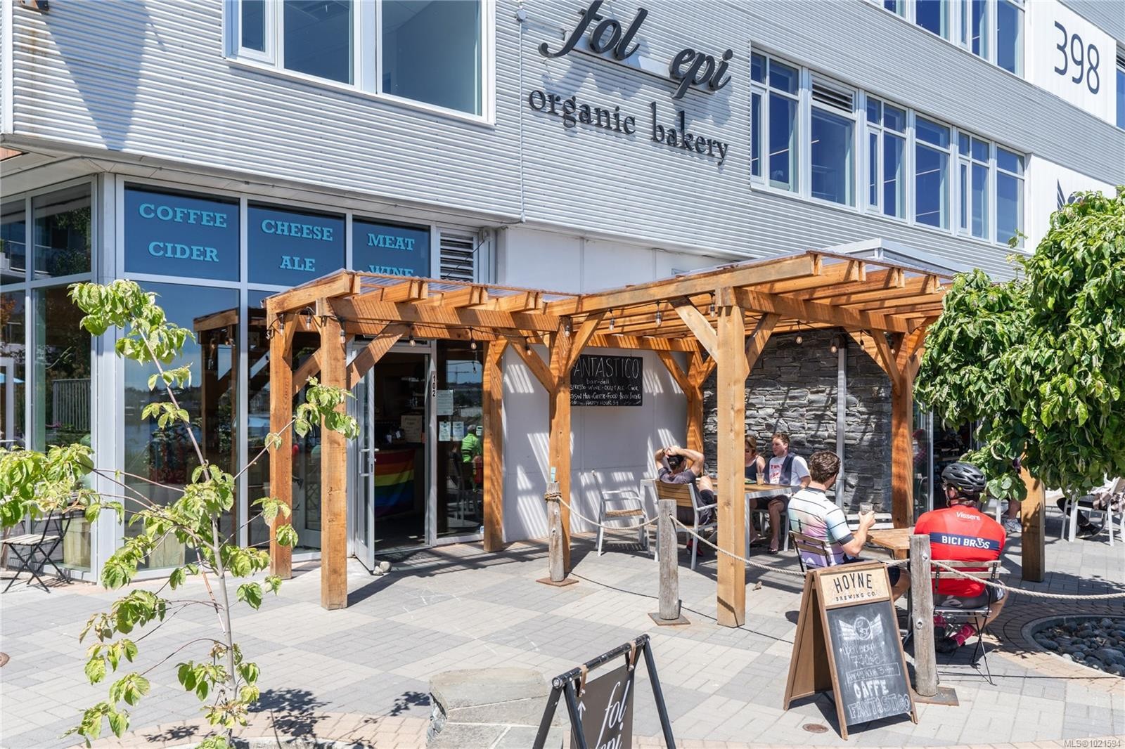 211-785 Tyee Rd, Victoria, BC - Outdoor