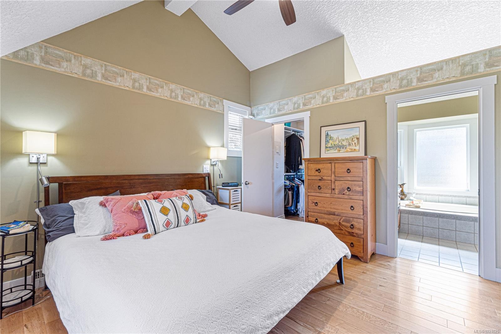 5541 Westdale Rd, Nanaimo, BC