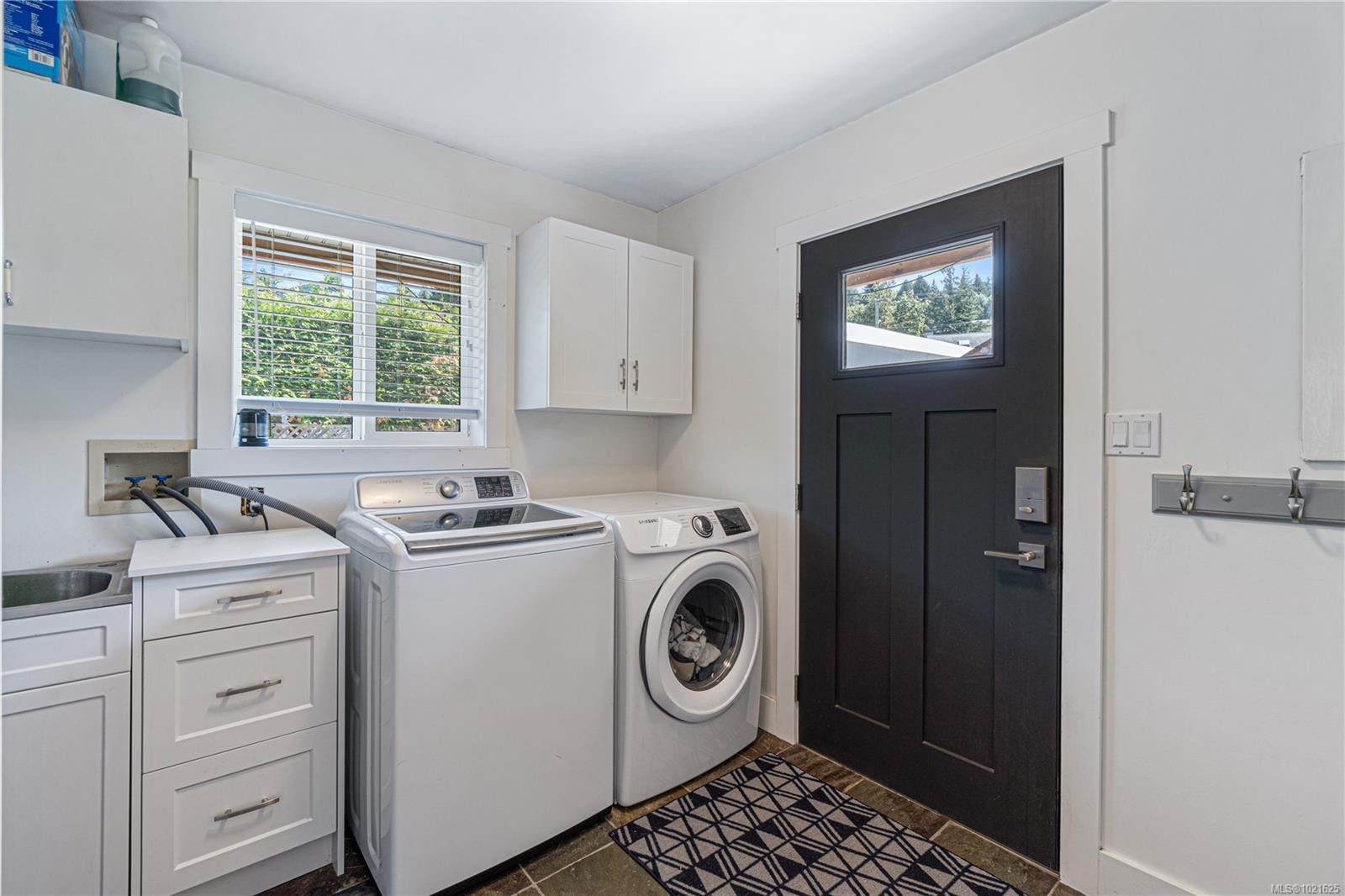 5541 Westdale Rd, Nanaimo, BC