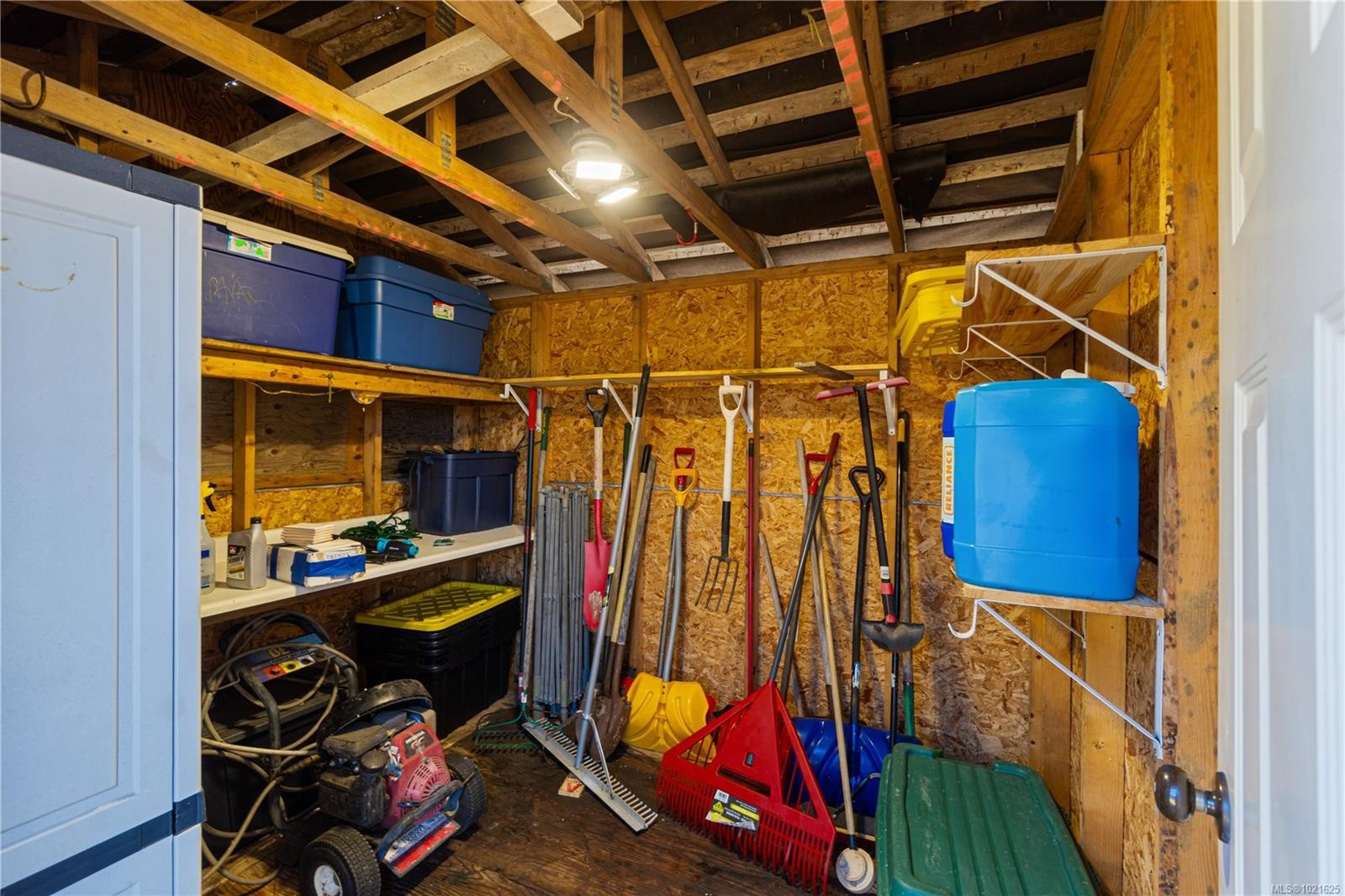 5541 Westdale Rd, Nanaimo, BC