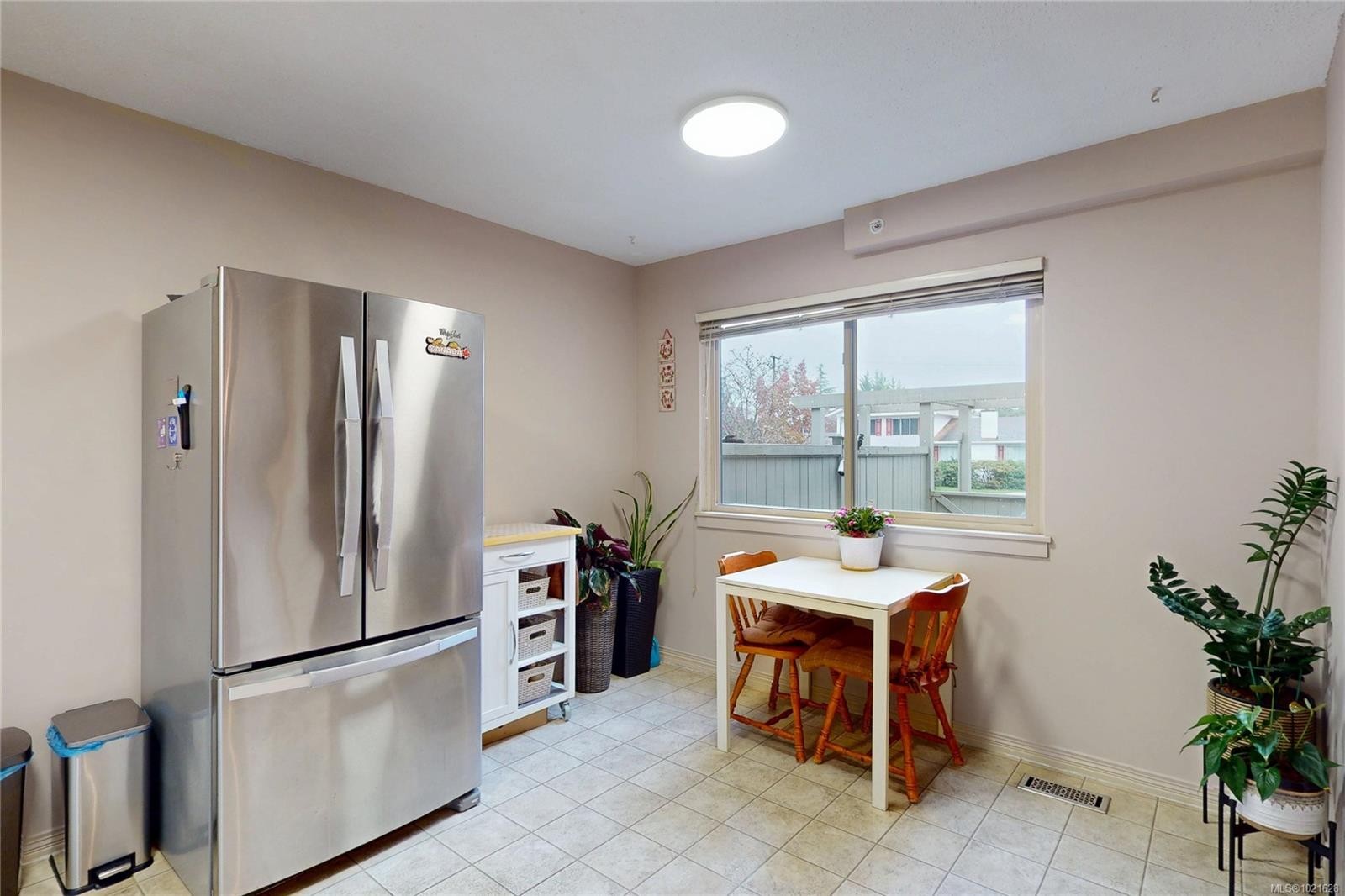 77-4061 Larchwood Dr, Saanich, BC