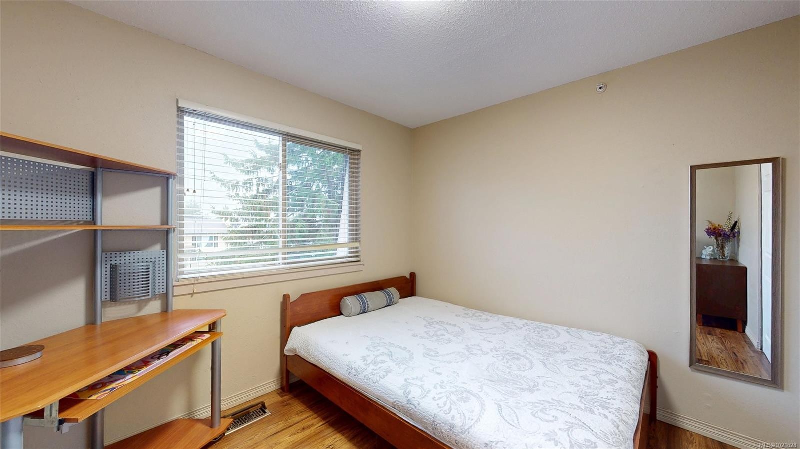 77-4061 Larchwood Dr, Saanich, BC