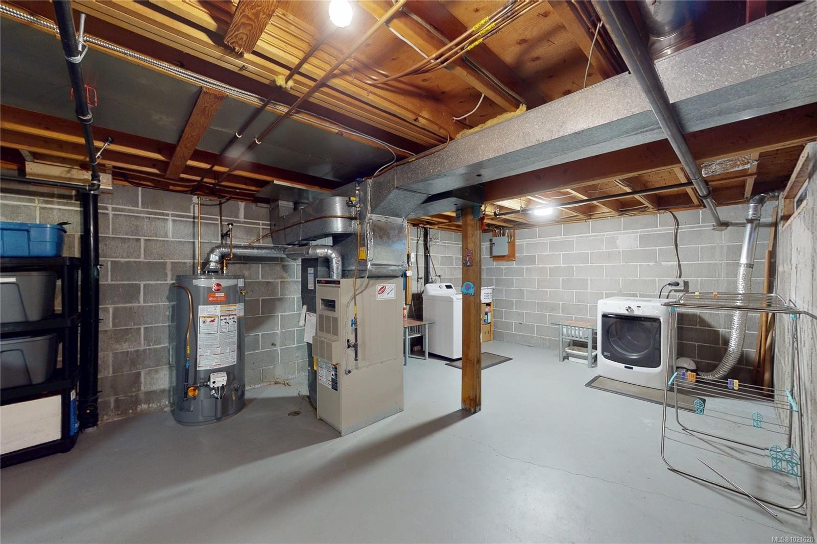 77-4061 Larchwood Dr, Saanich, BC