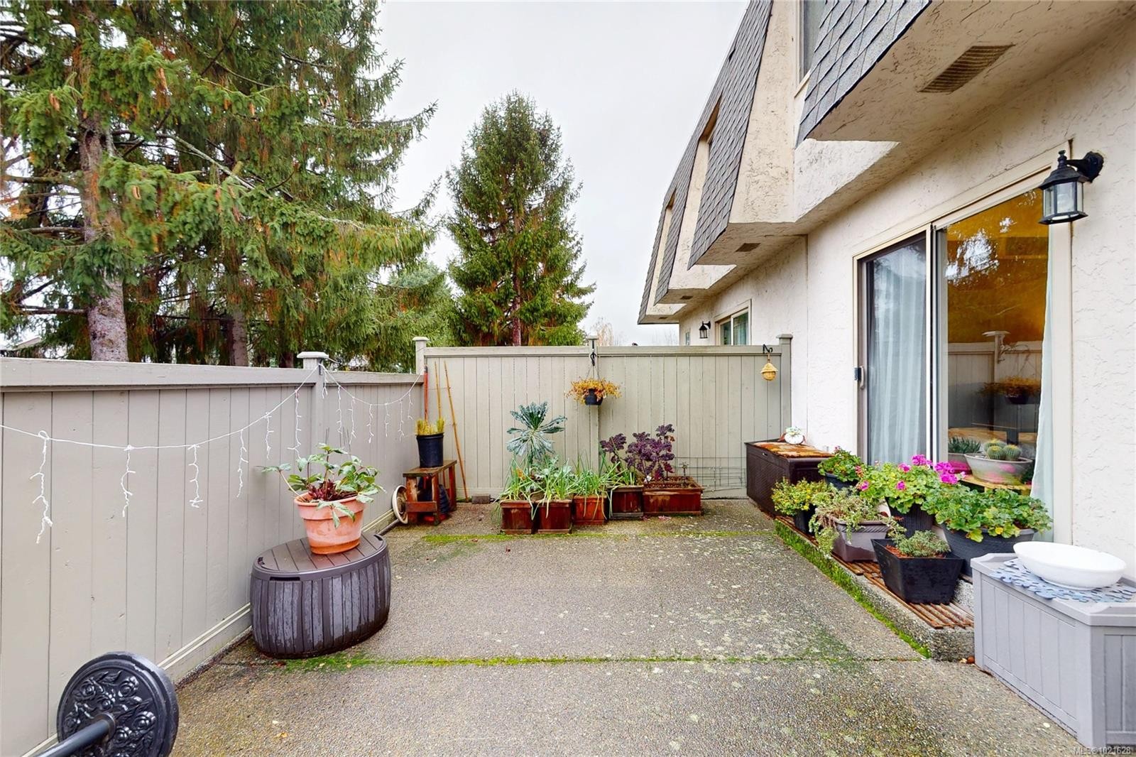 77-4061 Larchwood Dr, Saanich, BC