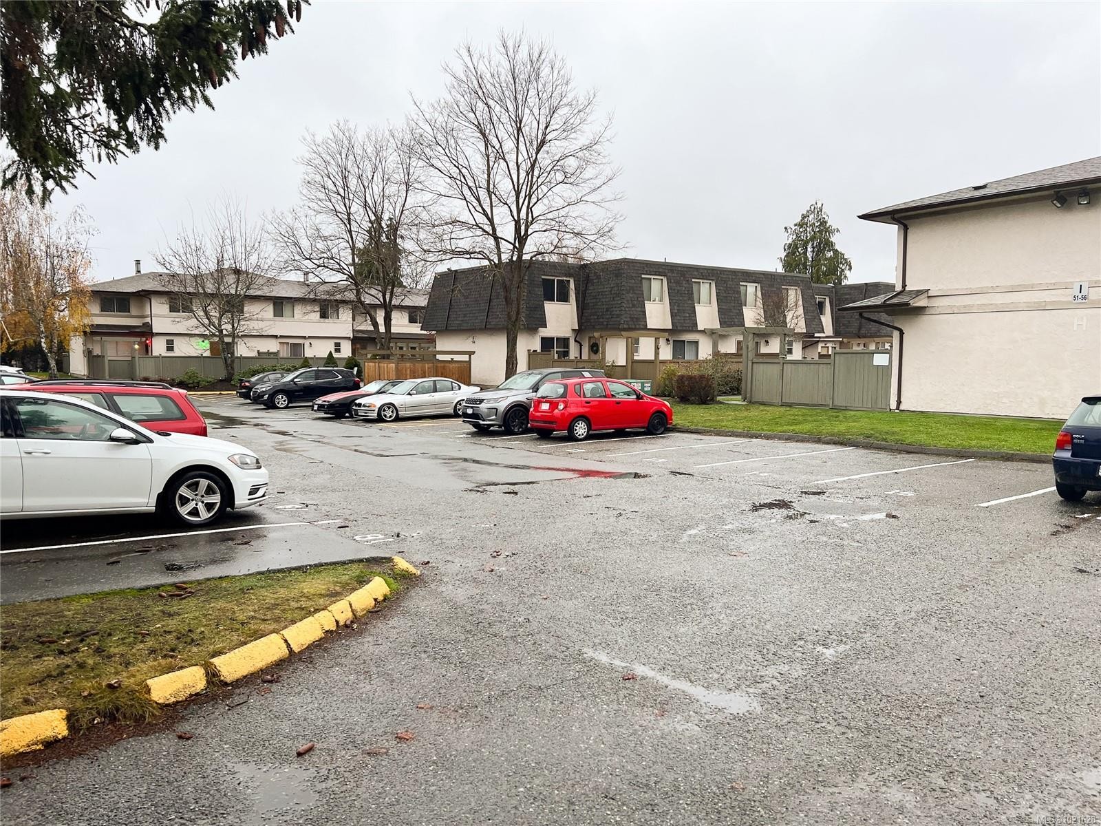 77-4061 Larchwood Dr, Saanich, BC