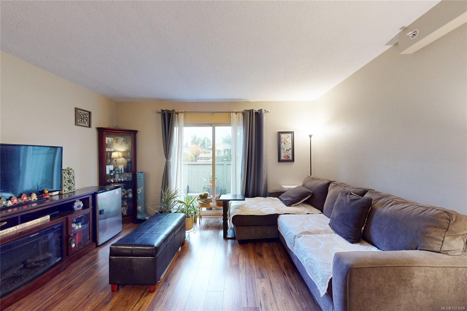 77-4061 Larchwood Dr, Saanich, BC