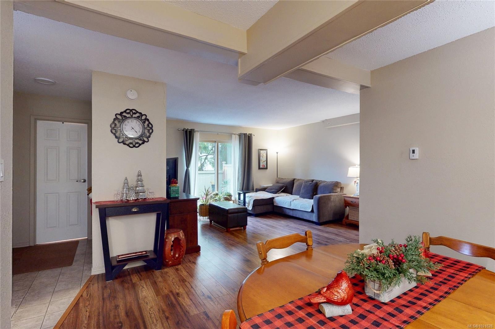 77-4061 Larchwood Dr, Saanich, BC