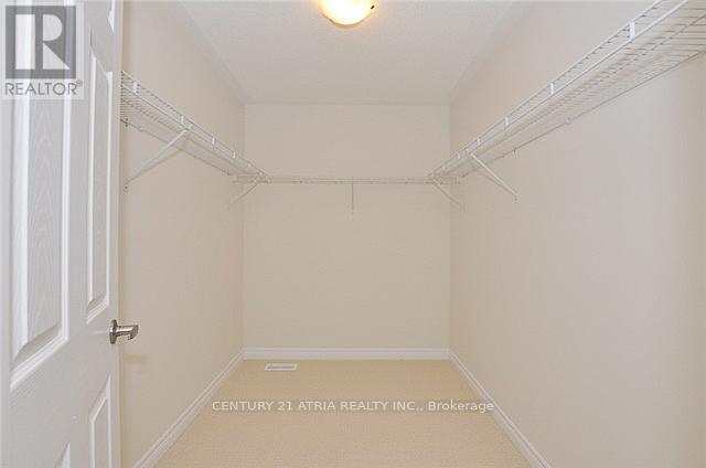 4 Applegate Drive, East Gwillimbury, ON - Indoor With Storage