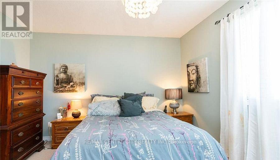 79 Donker Drive, St. Thomas, ON - Indoor Photo Showing Bedroom