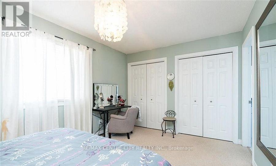 79 Donker Drive, St. Thomas, ON - Indoor Photo Showing Bedroom