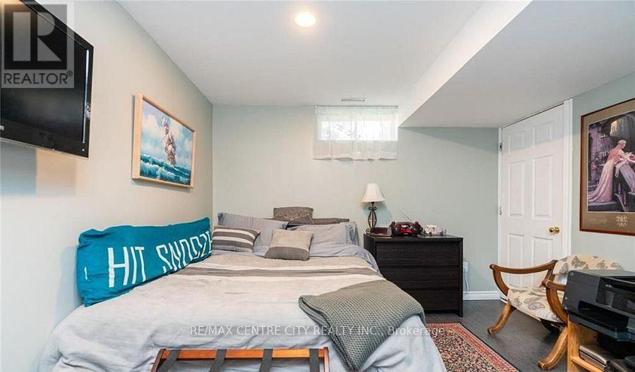 79 Donker Drive, St. Thomas, ON - Indoor Photo Showing Bedroom