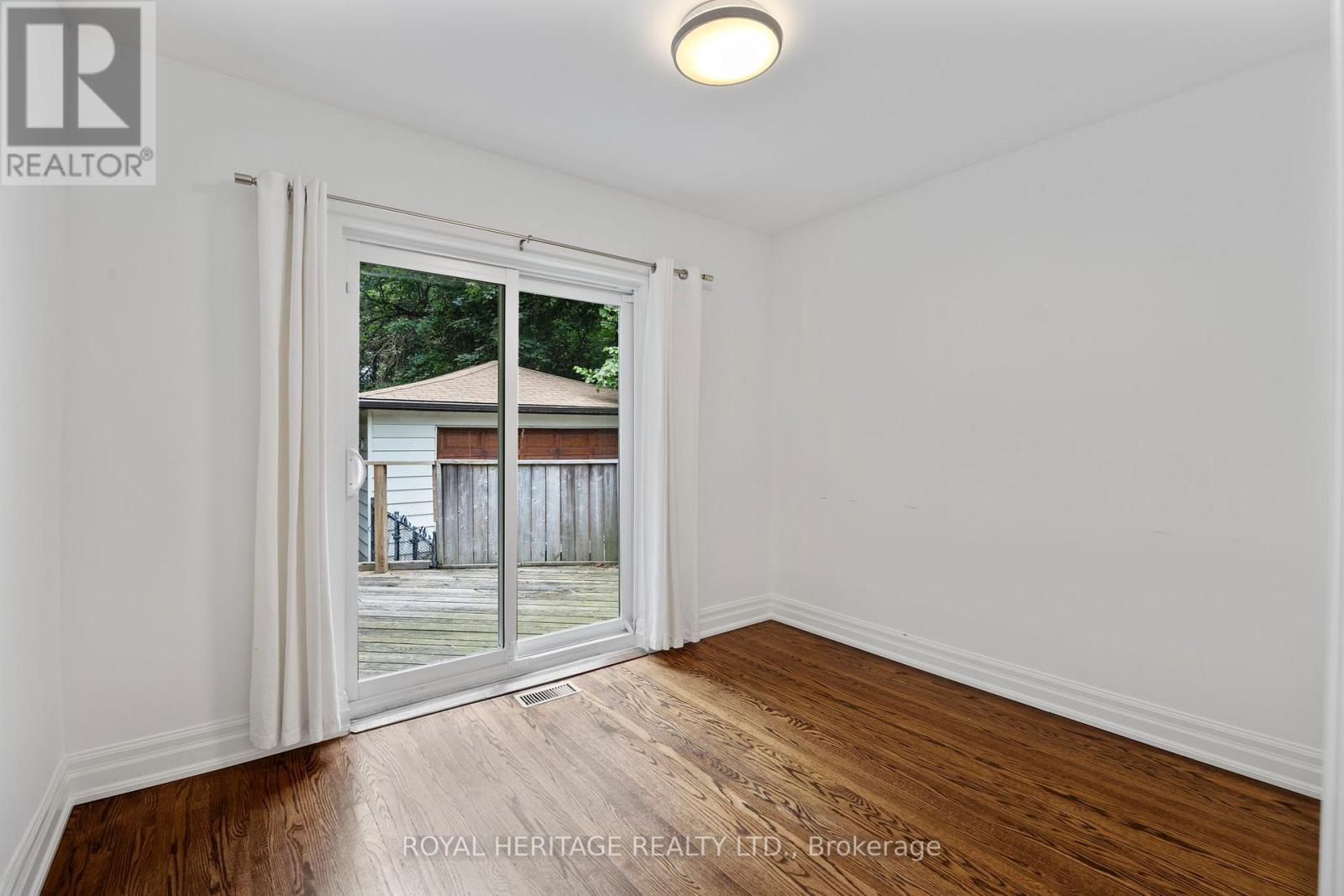 32 Beath Street, Toronto, ON - Indoor Photo Showing Other Room