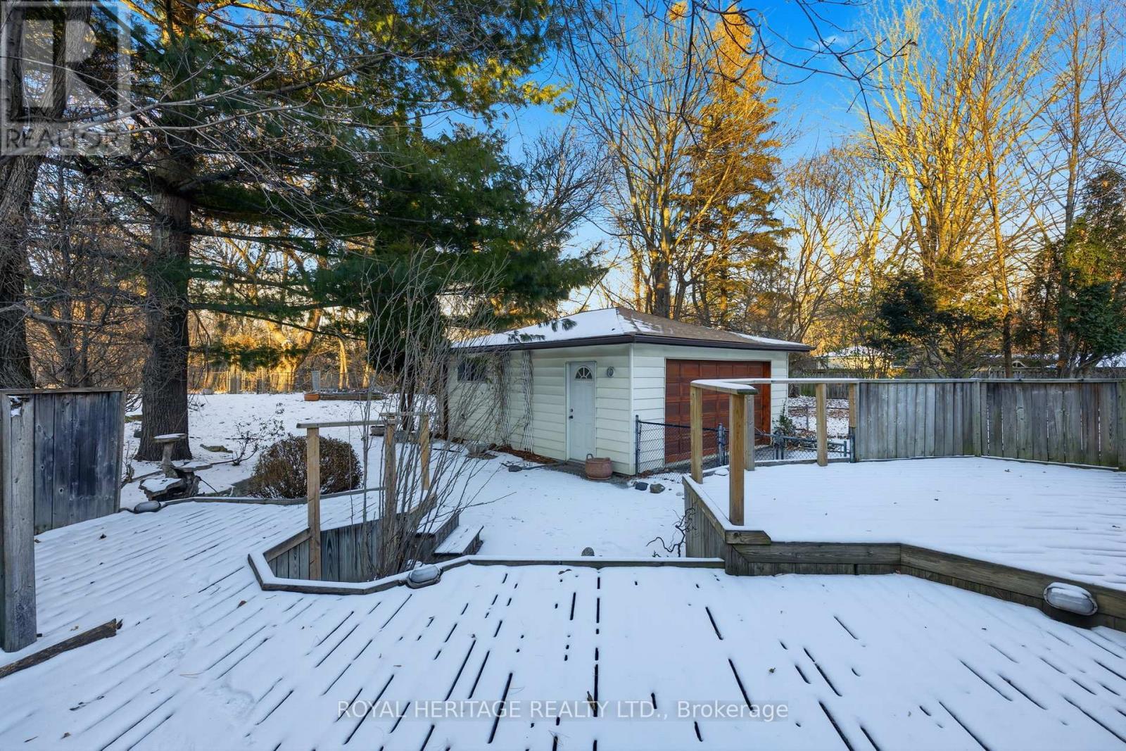 32 Beath Street, Toronto, ON - Outdoor