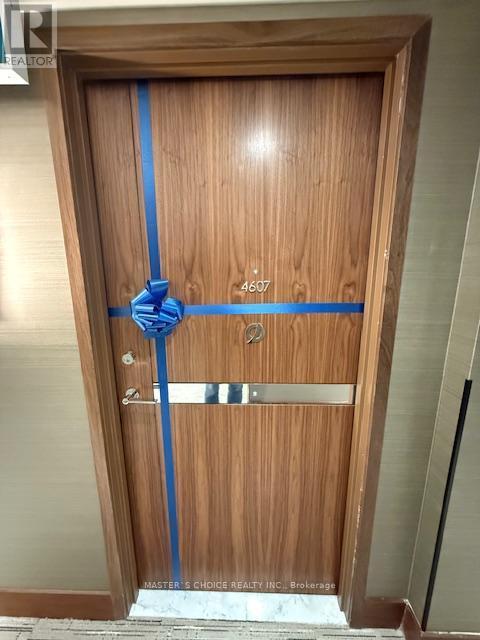 4607 - 1 Concord Cityplace Way, Toronto, ON - Indoor Photo Showing Other Room