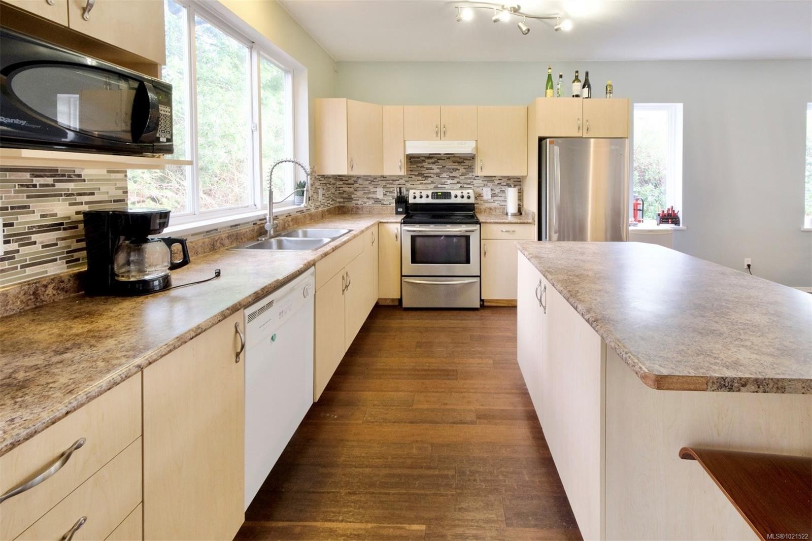 645 Shore Pine Cres, Tofino, BC