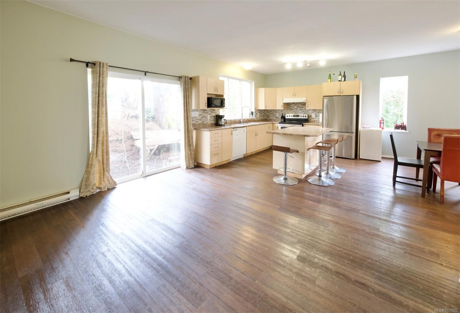 645 Shore Pine Cres, Tofino, BC