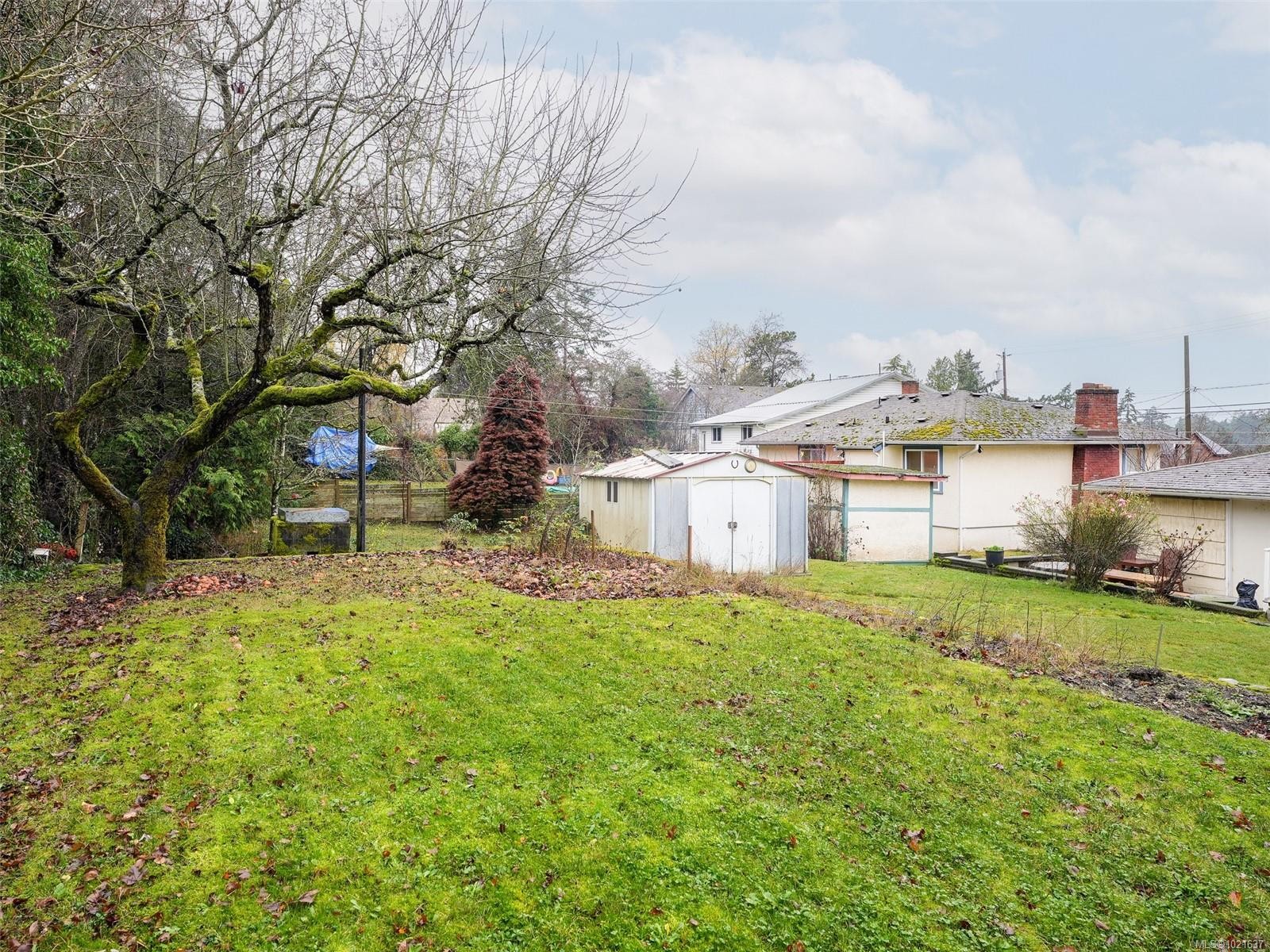 3059 Admirals Rd, Saanich, BC
