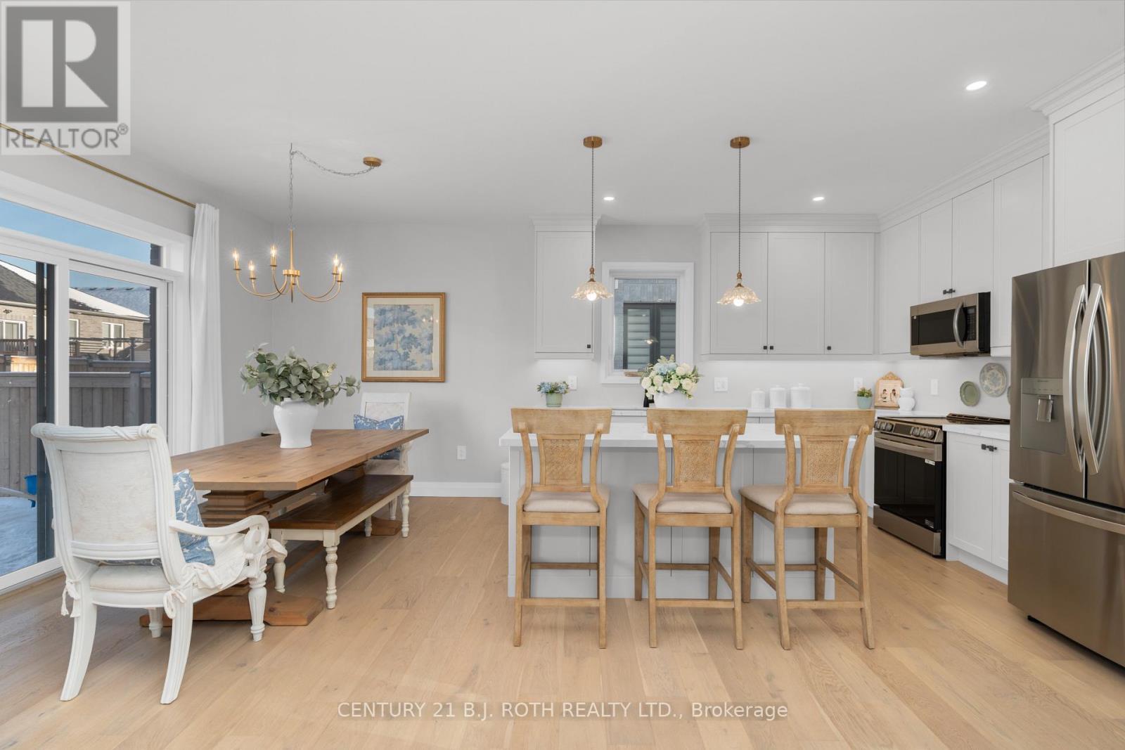 19 Rowley Crescent, Springwater, ON - Indoor