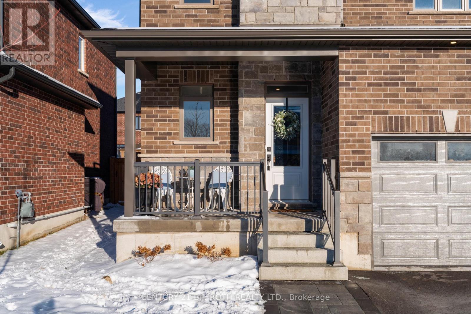 19 Rowley Crescent, Springwater, ON - Outdoor With Exterior