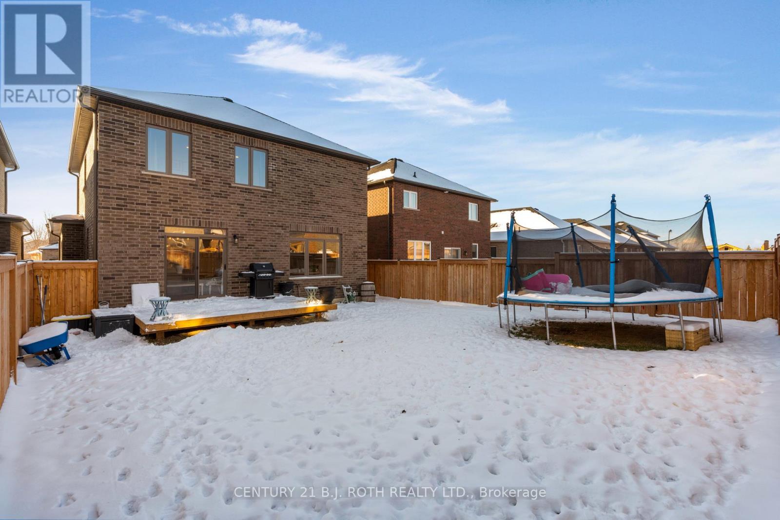 19 Rowley Crescent, Springwater, ON - Outdoor With Exterior