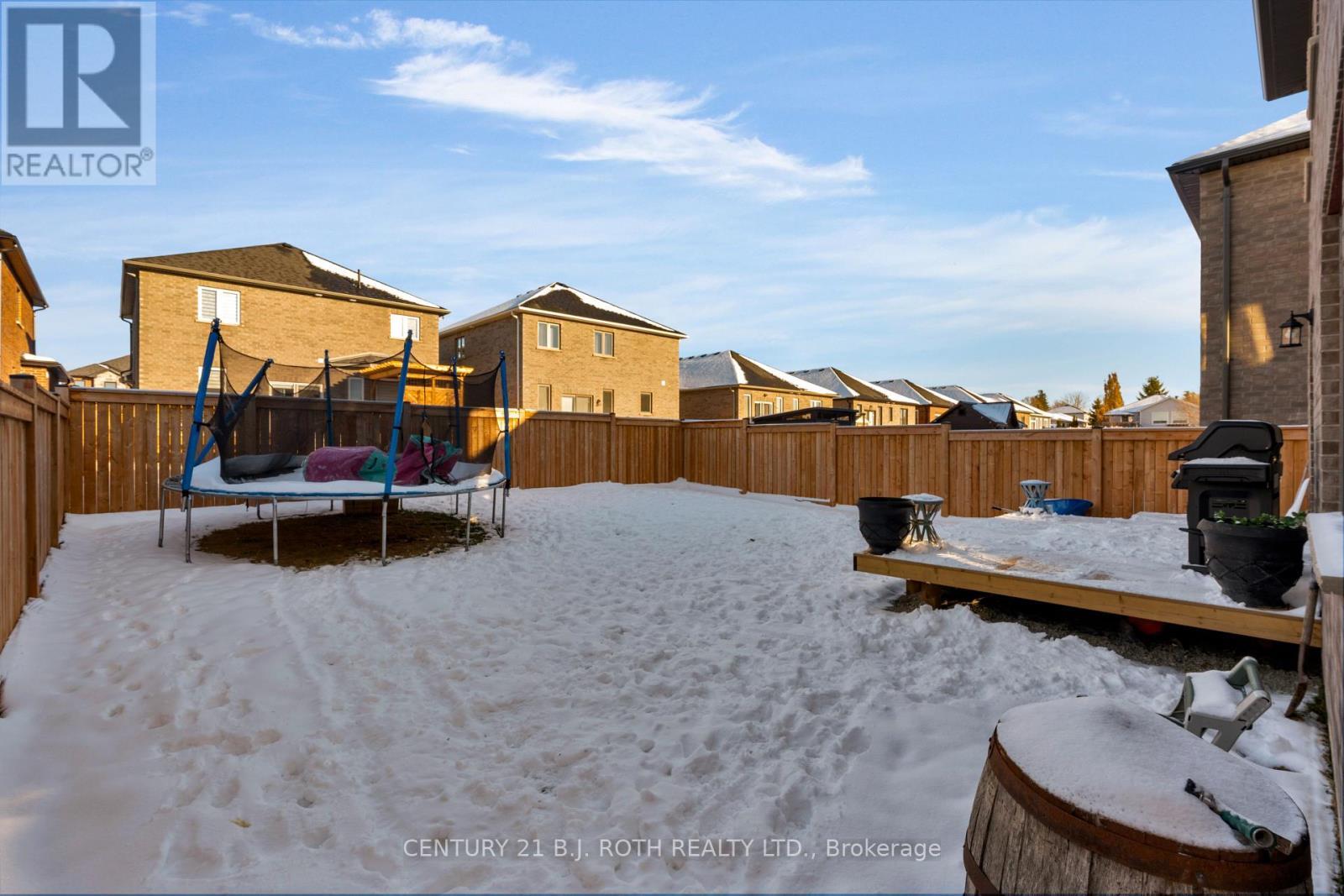 19 Rowley Crescent, Springwater, ON - Outdoor