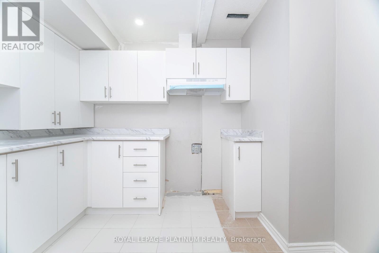 51 Softneedle Avenue, Brampton, ON - Indoor