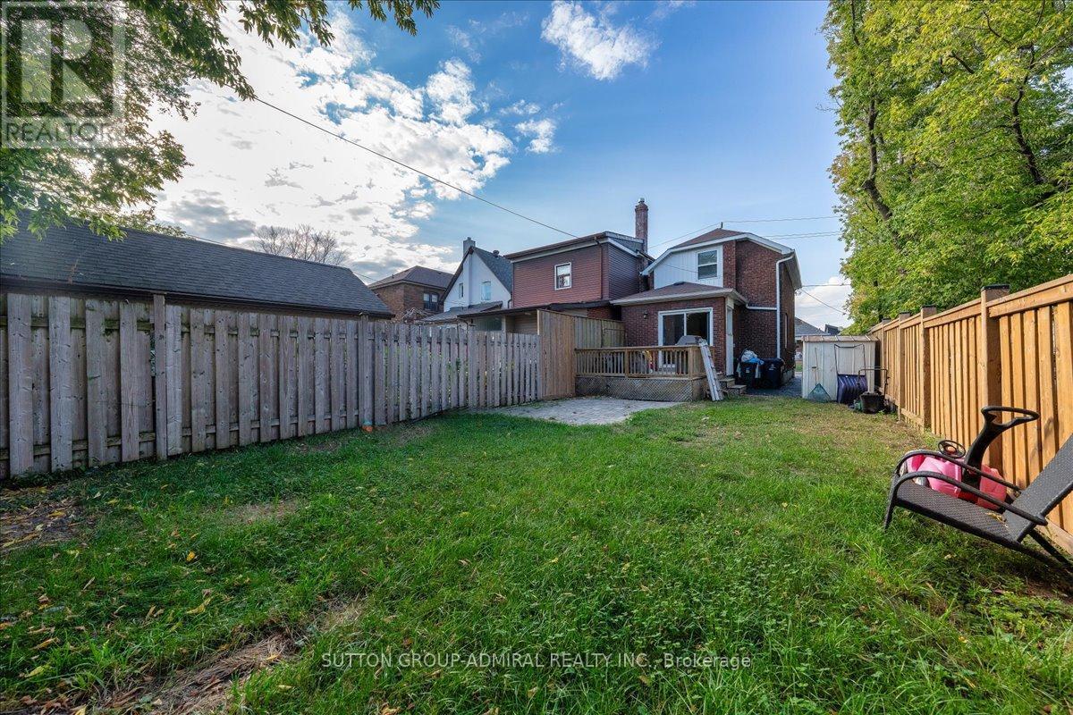 11 Bowie Avenue, Toronto, ON - Outdoor With Deck Patio Veranda